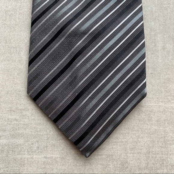 Dolce & Gabbana Grey & Black Striped Silk Tie - Picture 3 of 7